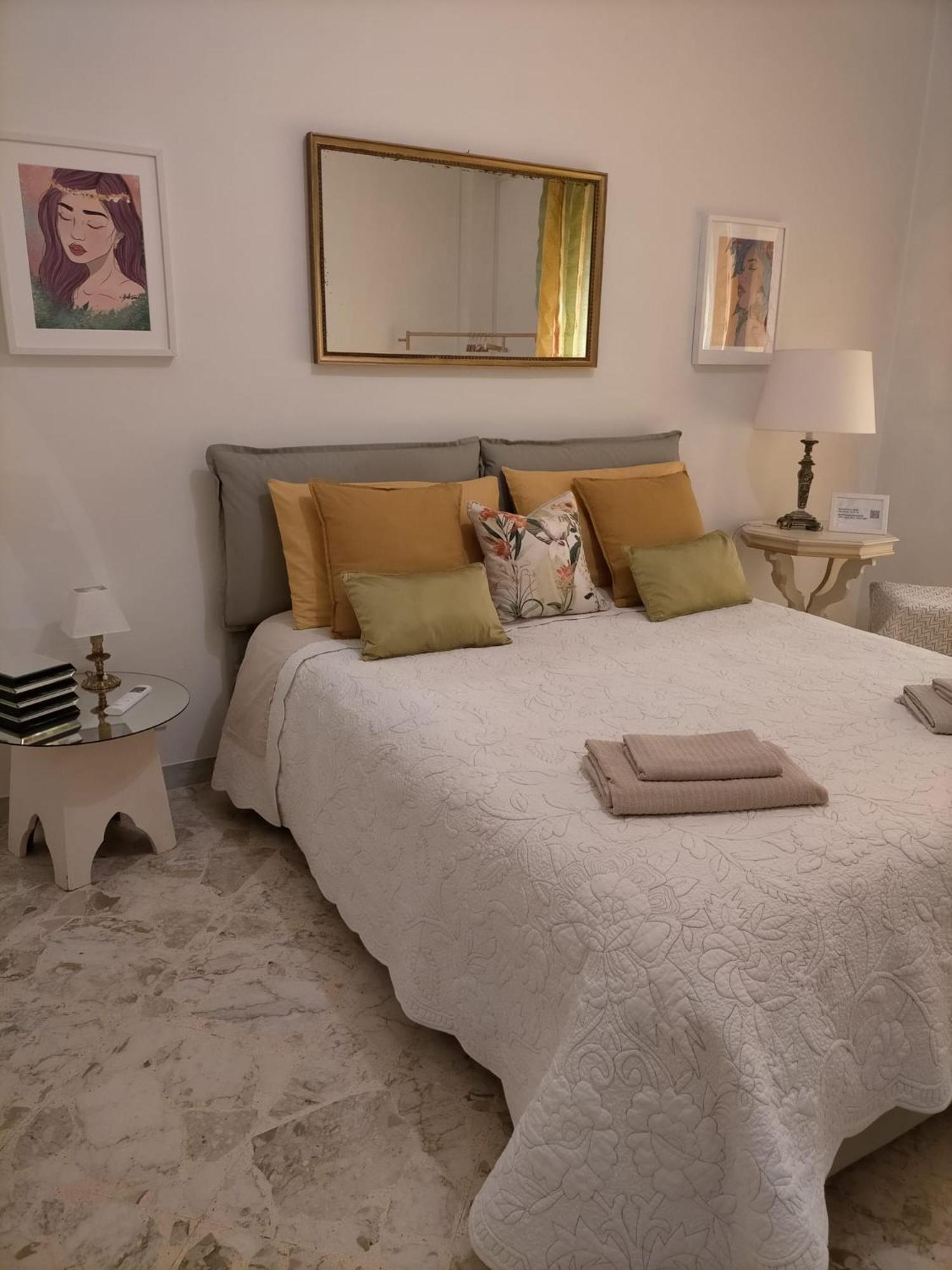 Betel House - Bari Central Apartment Bagian luar foto